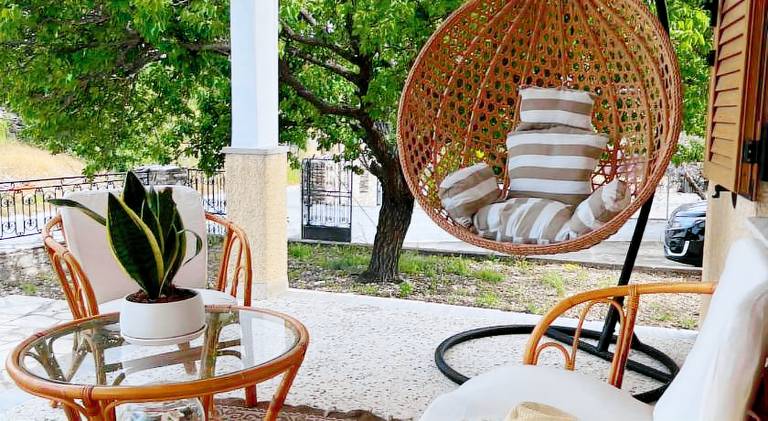 Rental apartment with terrace & garden — photo 5