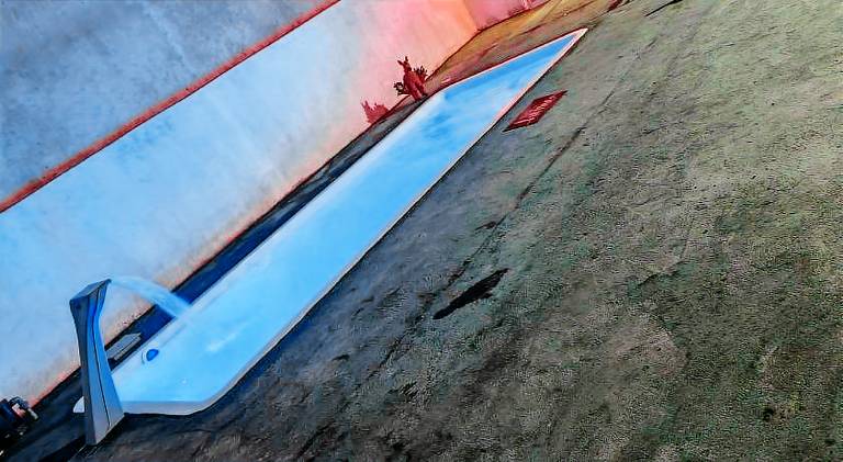 Vacation home with pool — photo 5