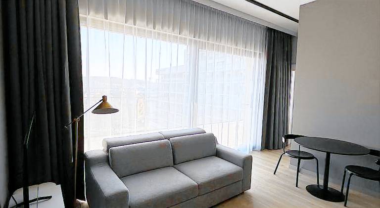 Holiday apartment with pool & patio — photo 2