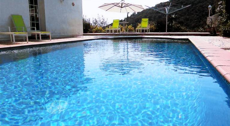 Vacation home with pool — photo 3