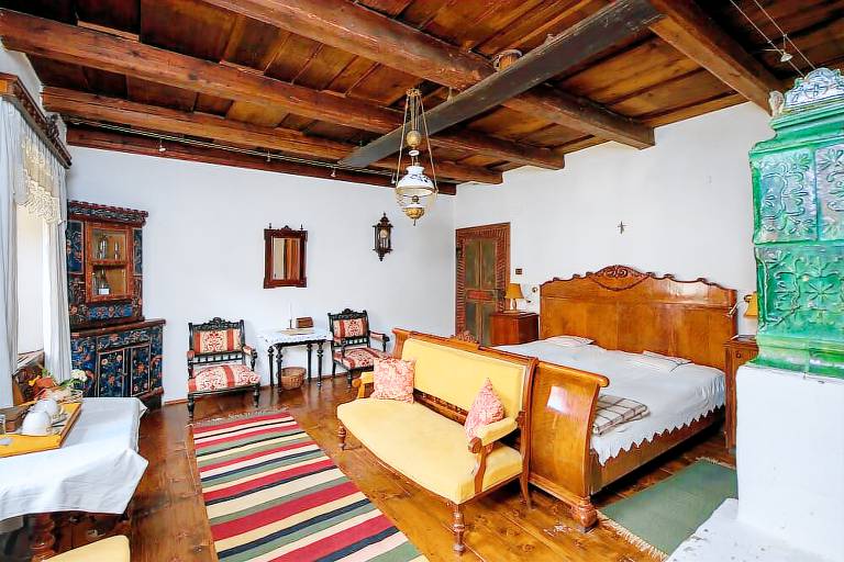 Accommodation Micloșoara