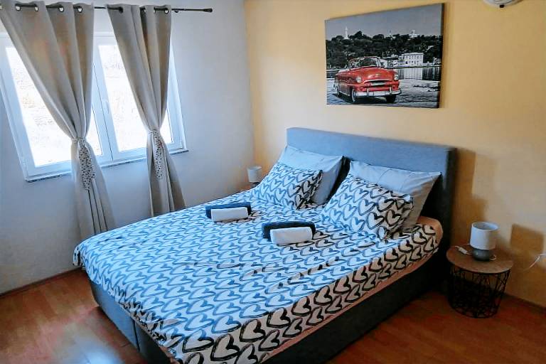Wonderful rental apartment with grill & pool | Pets allowed — photo 4