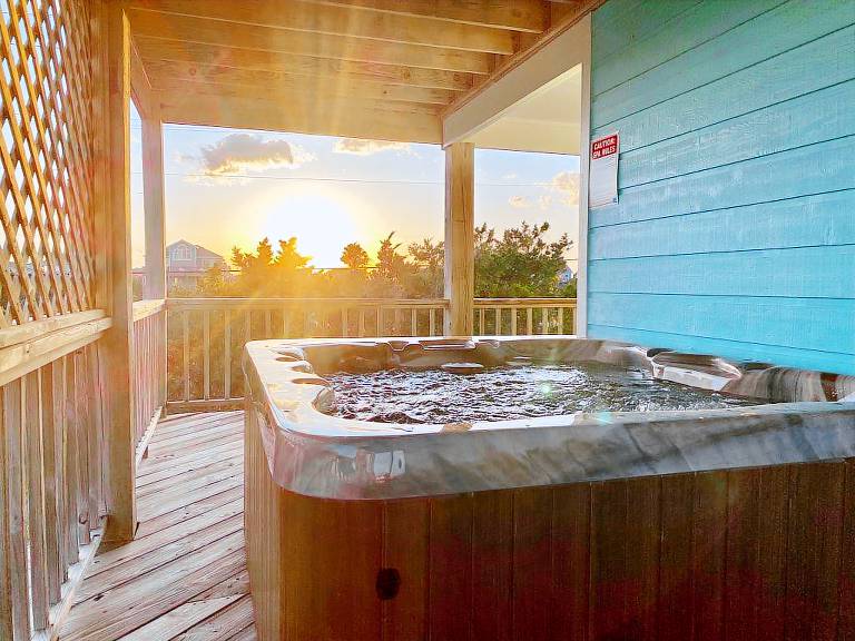 Semi-Oceanfront water views Private Heated now open — photo 4