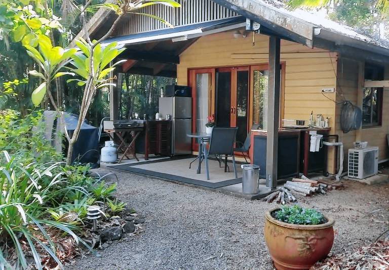Cottage Cannonvale