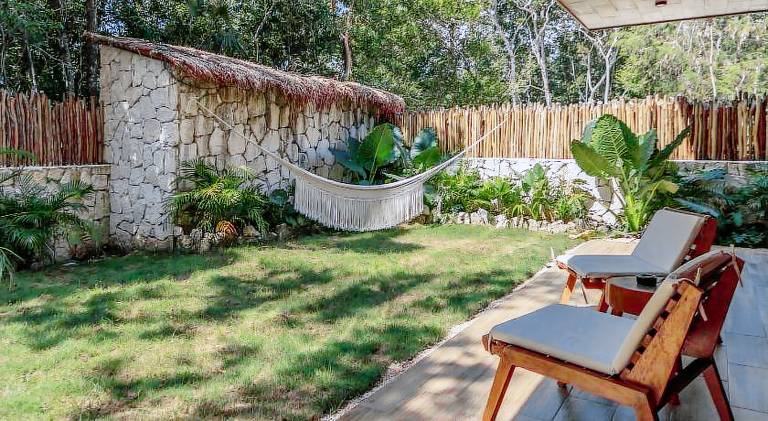 Apartment with terrace, pool & garden — photo 5