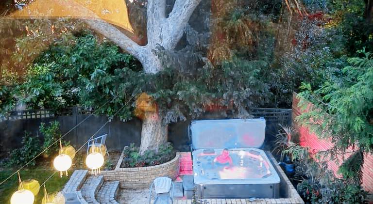 Holiday apartment with jacuzzi — photo 3