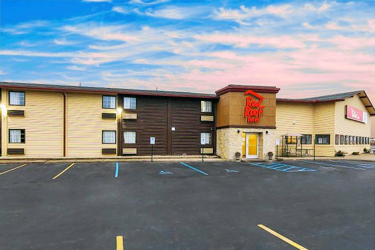 Red Roof Inn Perrysburg — photo 4