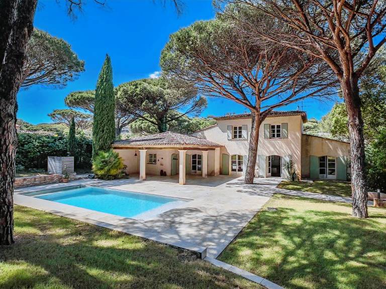Ferienhaus mit Hund inSainte-Maxime Côte d'Azur f&uuml;r max. 8 Personen