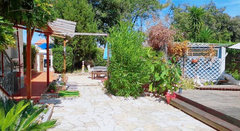 Beautiful villa with pool & jacuzzi | Pets allowed — photo 5
