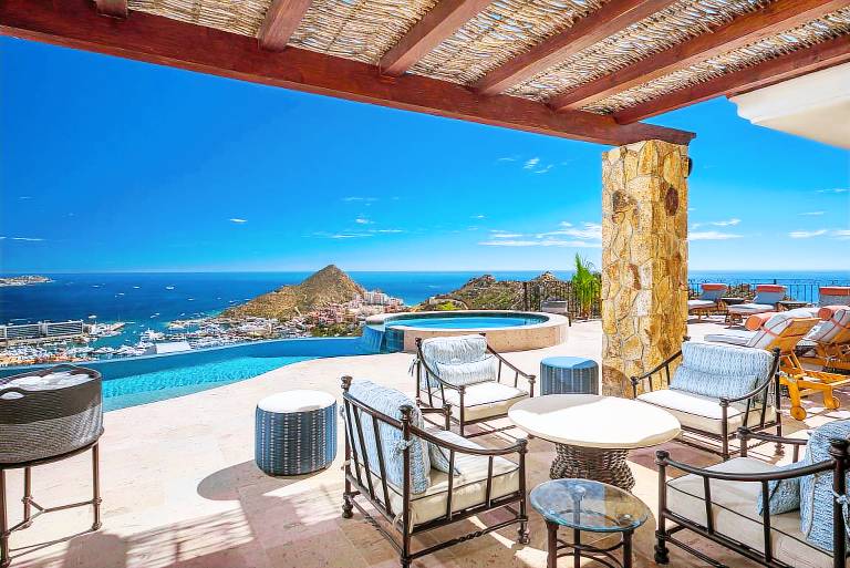 Family-friendly nice villa with private pool, jacuzzi & barbeque | Beach view | Dogs allowed — photo 5