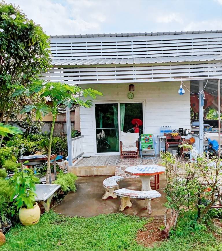 Vacation home with garden | Dogs allowed in Chiang Rai