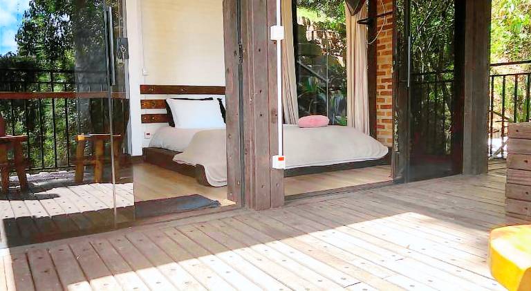 Casa Container 80 - Suites privativas e sofisticadas integradas a natureza — photo 3