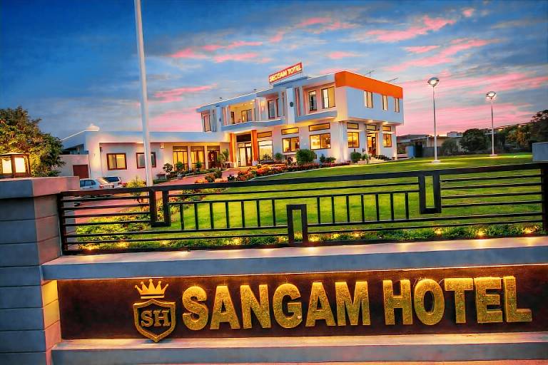 Sangam Hotel in Jhunjhunu