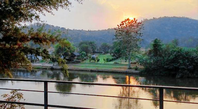 Bansuanmaenam (บ้านสวนแม่น้ำ): Sunset view room — photo 4