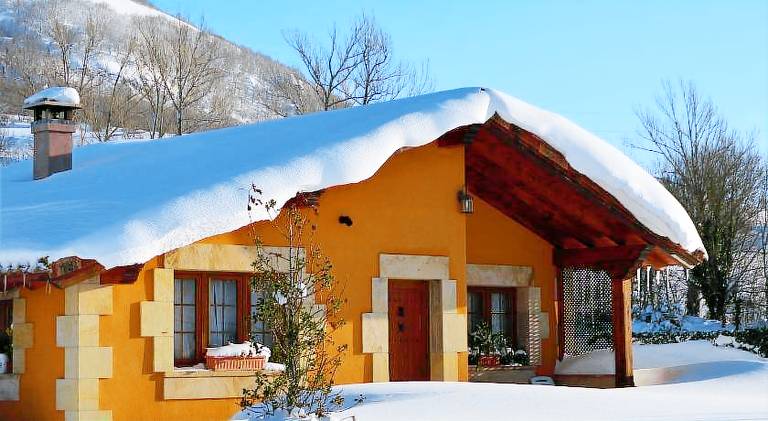 CASUCAS LA GUARIZA Casa Marta