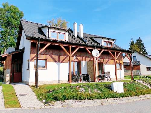 House Lipno Dam