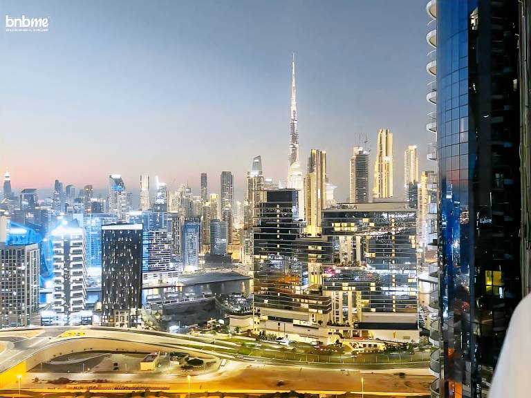 Apartment with pool in Dubai