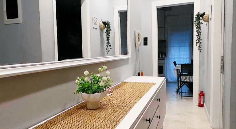 Apartment with patio — photo 5