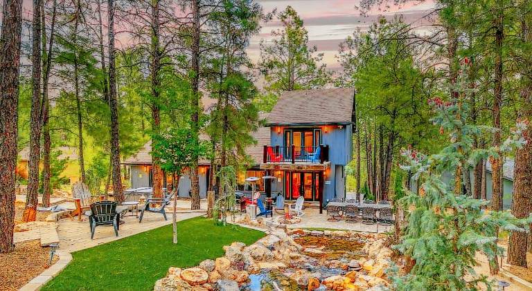 House with hot tub in Flagstaff, AZ