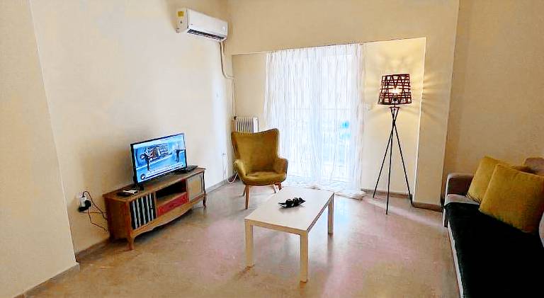 Nice holiday apartment | Next to Temple of Hephaestus | Suitable for remote work | Pets allowed in Athens