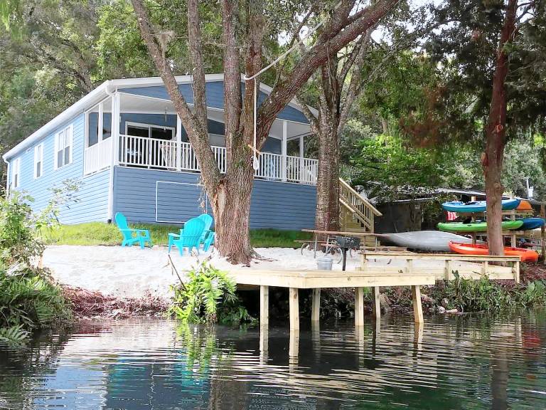 House  Weeki Wachee