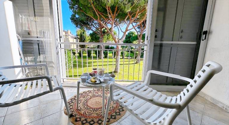 Apartment with garden, pool & terrace | Pets allowed in Bibbona