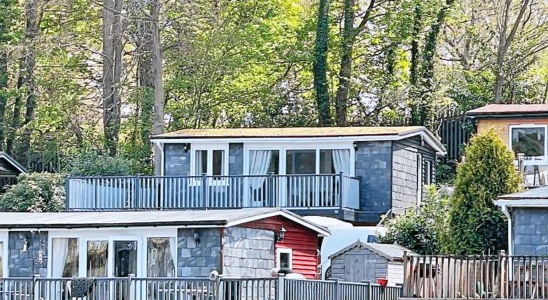 Beautiful chalet with pool | Pets allowed — photo 5