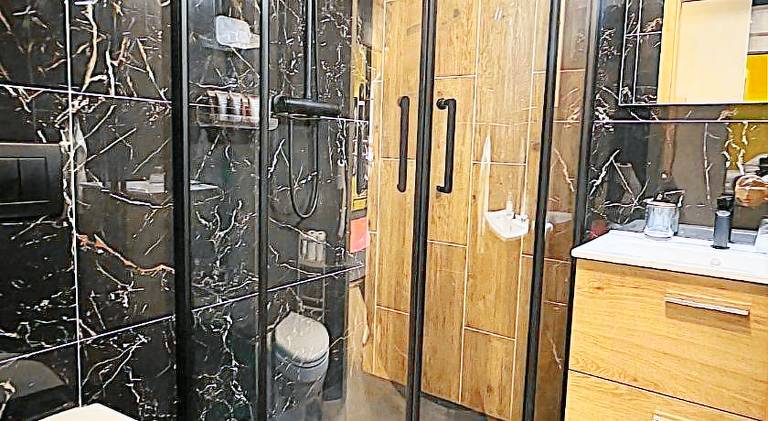 Holiday apartment with pool & sauna | Pets allowed in Prague