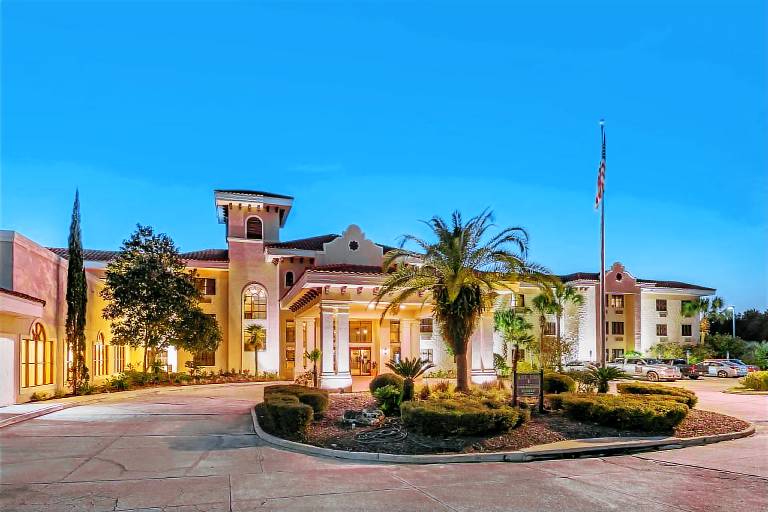 Best Western Gateway Grand in Alachua, FL