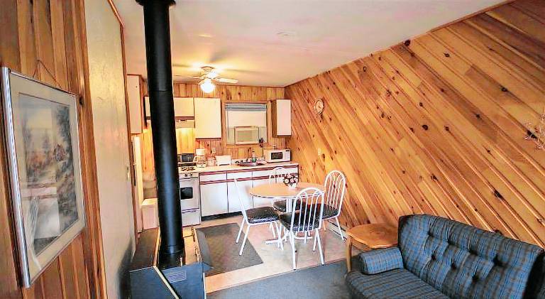 High Falls Bay Cottages, Camping & Waterpark — photo 2