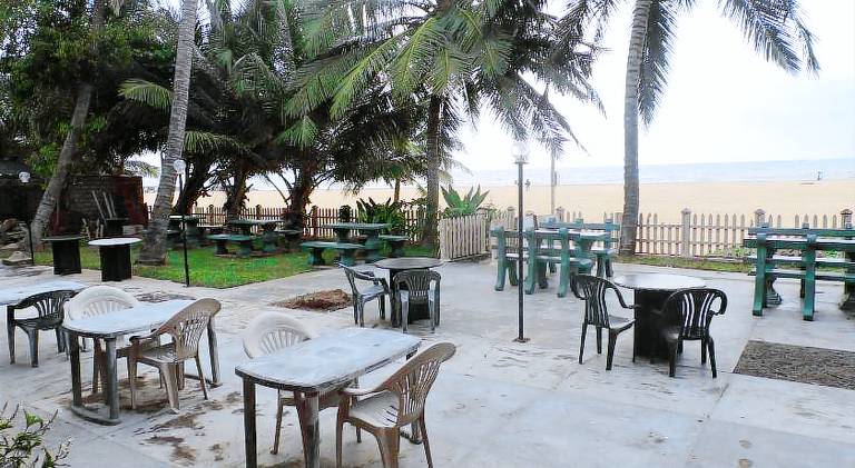 Oasis Beach Resort — photo 5