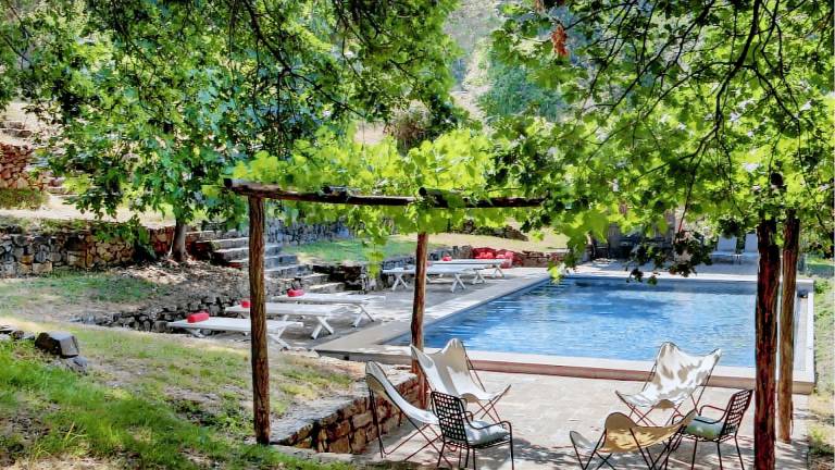Villa with terrace, private pool & garden — photo 4