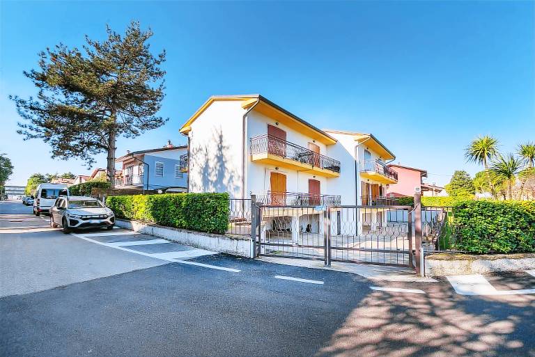 Rental apartment with garden | Lake view | Close to the beach | Dogs allowed — photo 4