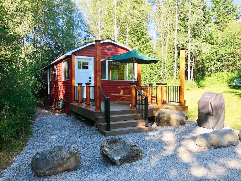 Cabin West Glacier