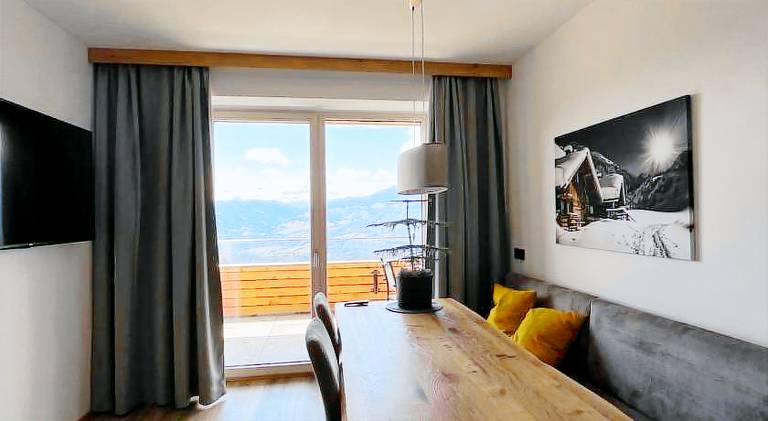 Rental apartment with patio & barbecue — photo 2