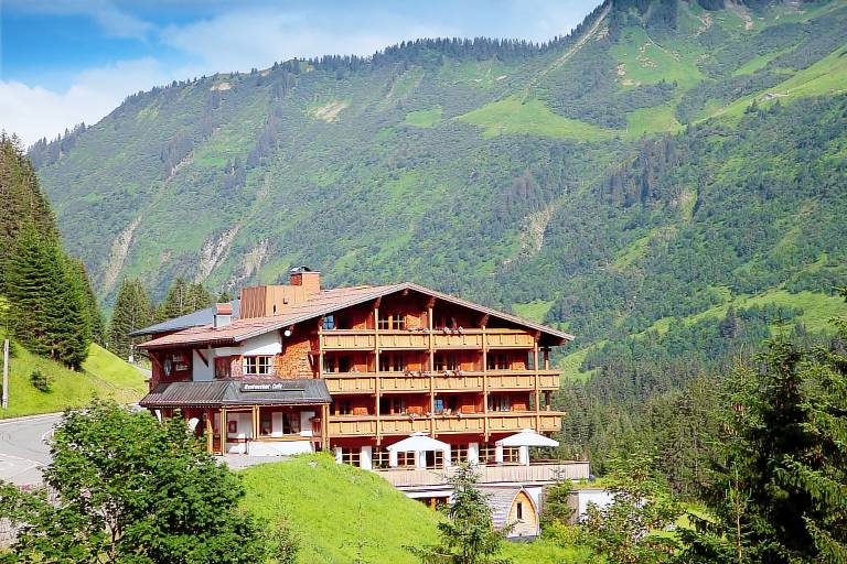 Alpnies Lifestyle Berghotel Madlener in Bregenz