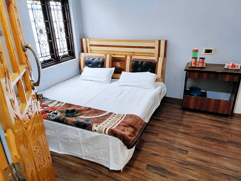 Nice vacation home | Pets are welcome in Srinagar