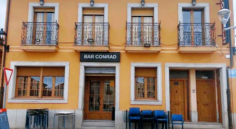 Hostal Restaurante Bar Conrad