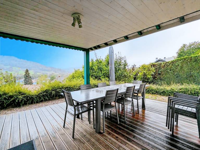 Family-oriented big chalet with garden, jacuzzi & BBQ | Garden view | Dogs allowed — photo 5