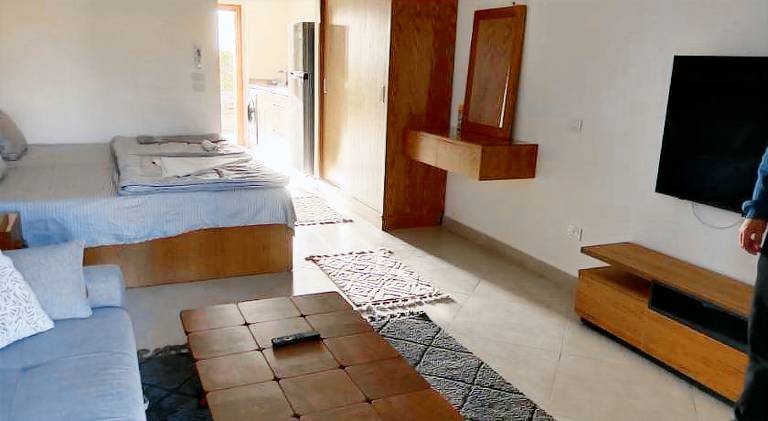 Holiday apartment with pool — photo 2