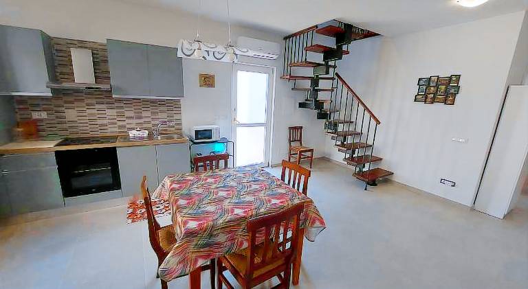 Holiday apartment with 3 rooms for 6 persons — photo 4