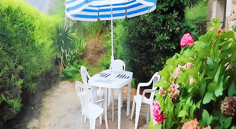 Vacation home with barbeque — photo 4