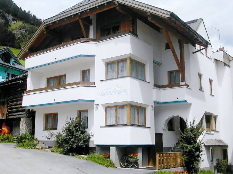 Ferienwohnung in Paznaun, Ischgl für max. 4 Personen Ferienwohnung in Paznaun, Ischgl für max. 4 Personen
