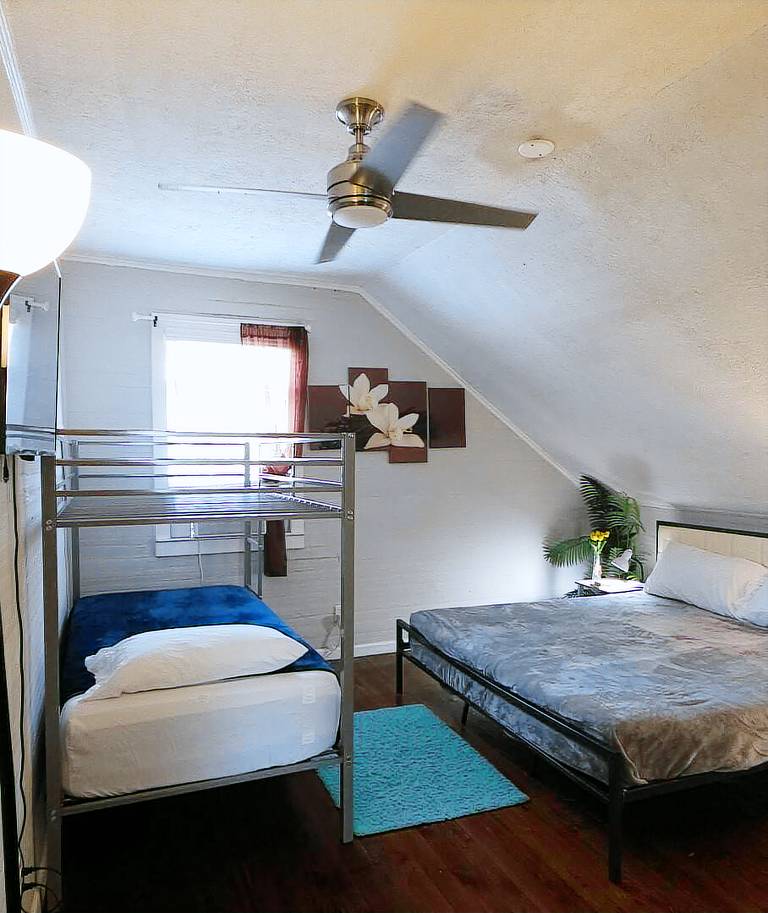 Holiday apartment with 2 rooms for 6 persons in Atlanta, GA