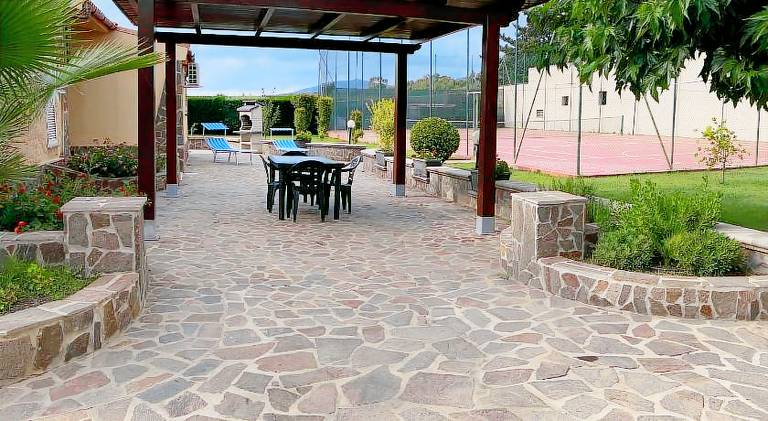 Villa with 2 rooms for 6 persons — photo 3