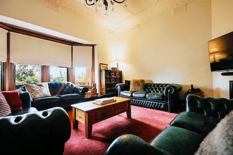 Apartment  Castlemaine