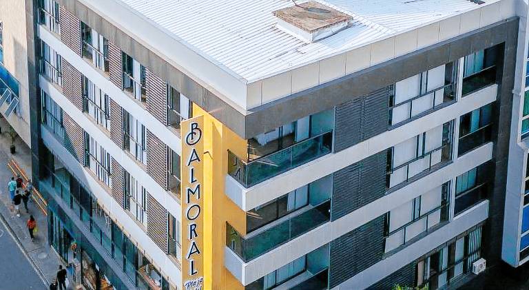 Balmoral Plaza Hotel — photo 4