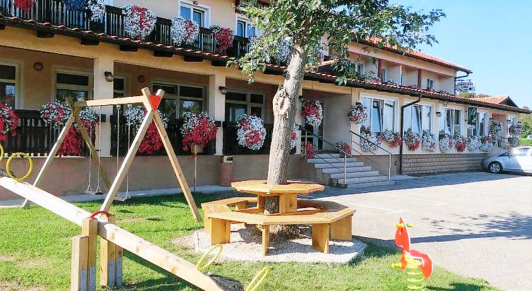 Prenočišče z zajtrkom  Slovenska Bistrica
