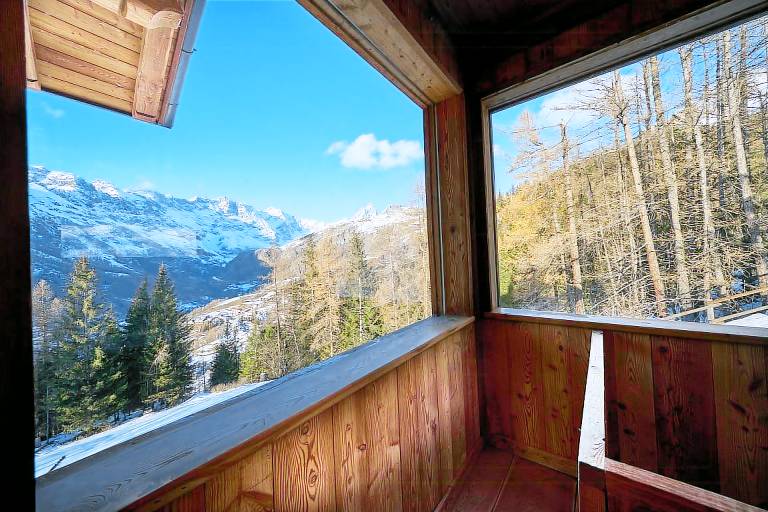 Family-oriented vacation home with patio & garden | Suitable for remote work | Pet-friendly — photo 2