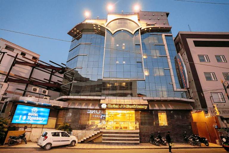 Hotel J. S. Residency in Varanasi